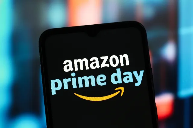 Amazon Cuts Smartwatch Prices Up to 50% in Prime Big Deal Days
