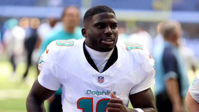 Tyreek Hill Faces 8 Abuse Allegations at Divorce Trial, Threatening NFL Return