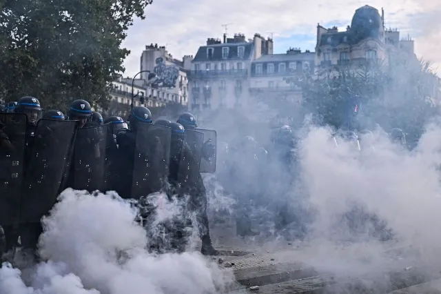 Louis Boyard Urges France to Open Checkbook as Bond Rout and Youth Protests Intensify