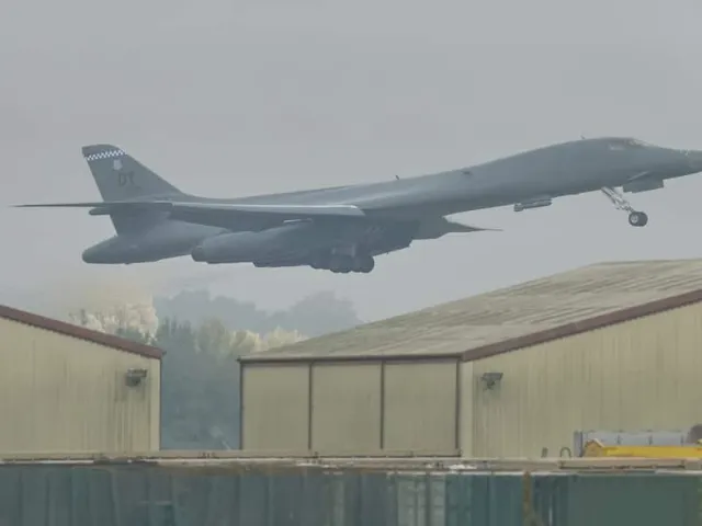 Trump Pulls 12 B-1 Bombers From UK Base as Iran War Forces Wider Retreat