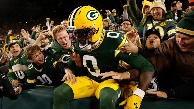 Packers Beat Cowboys 23-13 as Jordan Love Throws for 276 Yards