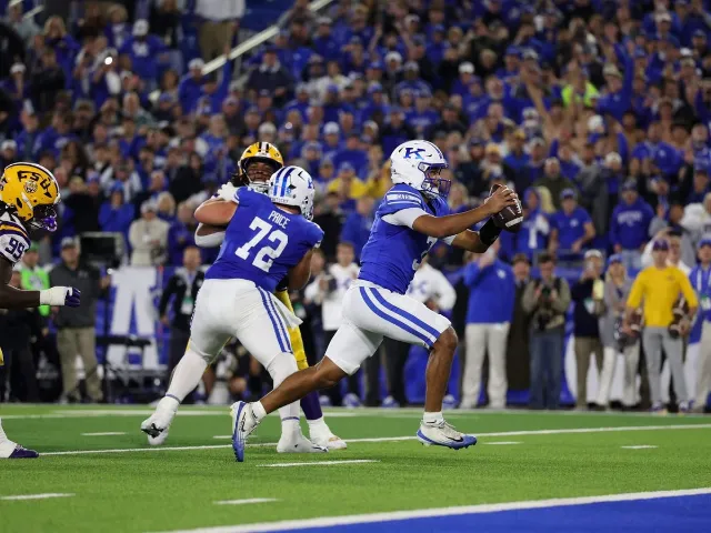 Kentucky Stuns No. 10 LSU 35-34 in OT on Minchey’s 2-Point Run